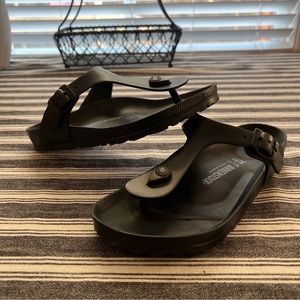 Birkenstock women’s sandals made of foam in excellent condition